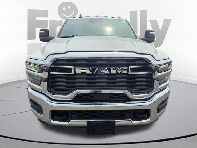 New 2026 Bright White Clear-Coat Exterior Paint RAM Tradesman image 2