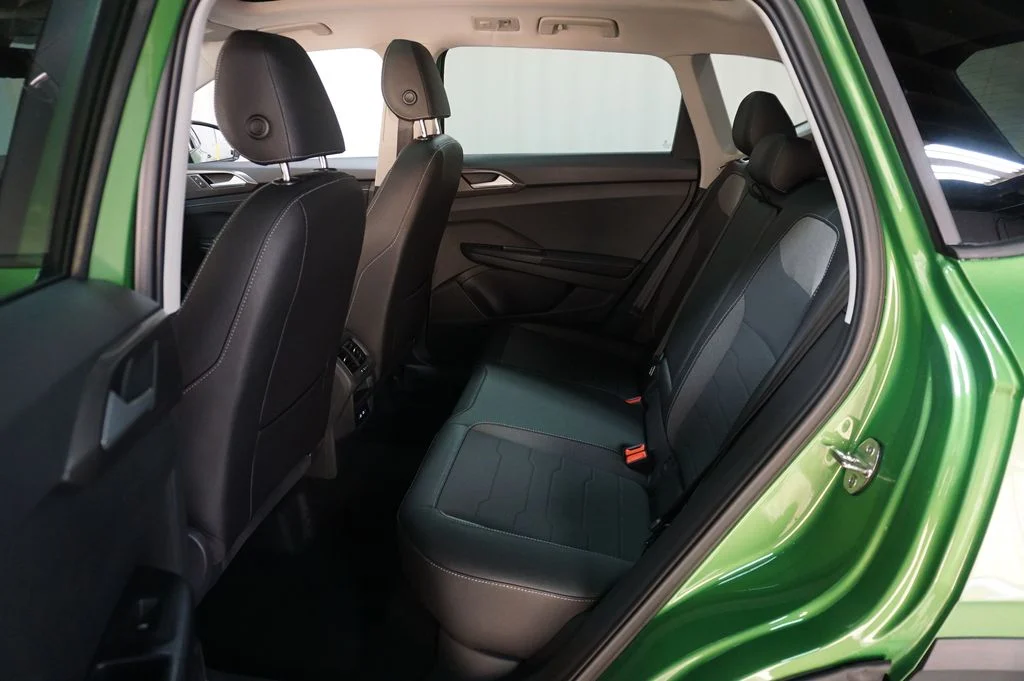 New 2026 Green Volkswagen 1.5T SE Black image 11