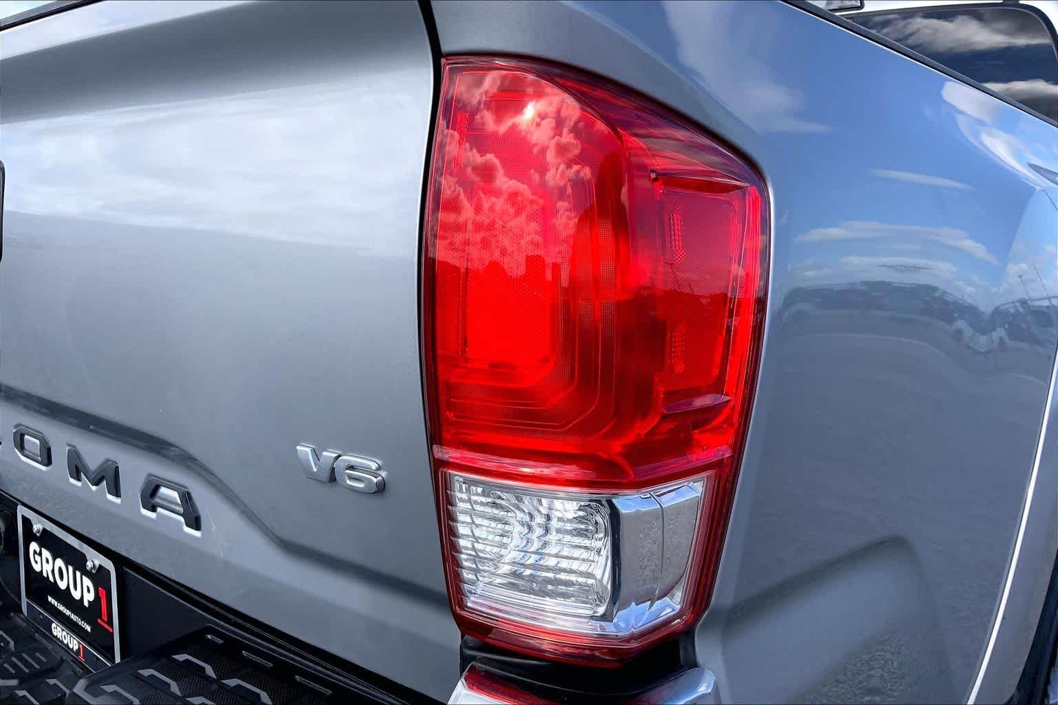 Used 2019 Silver Sky Metallic Toyota SR5 image 10
