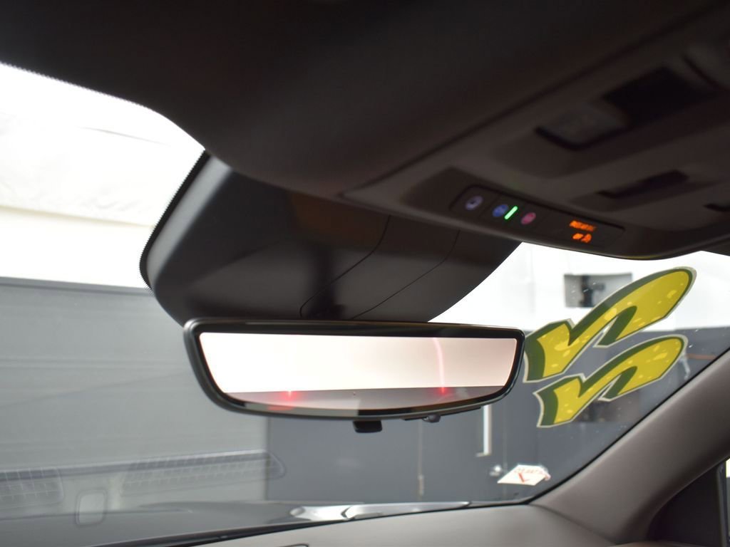 2022 CADILLAC ESCALADE - Image 24