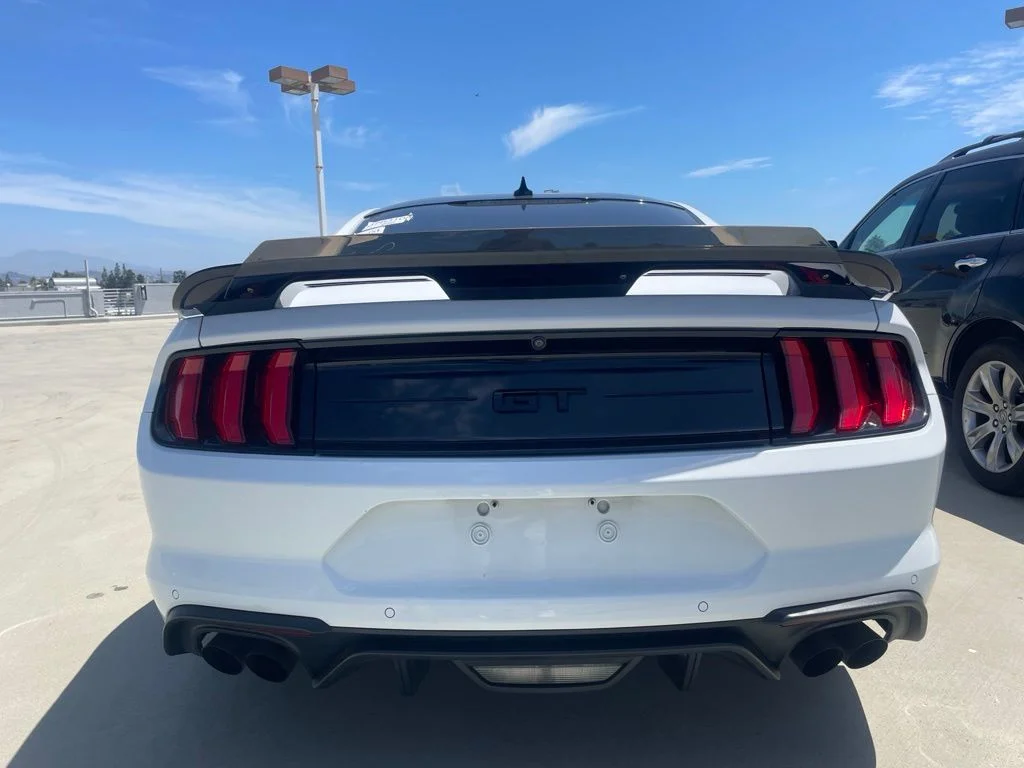 Used 2021 Oxford White Ford GT image 3