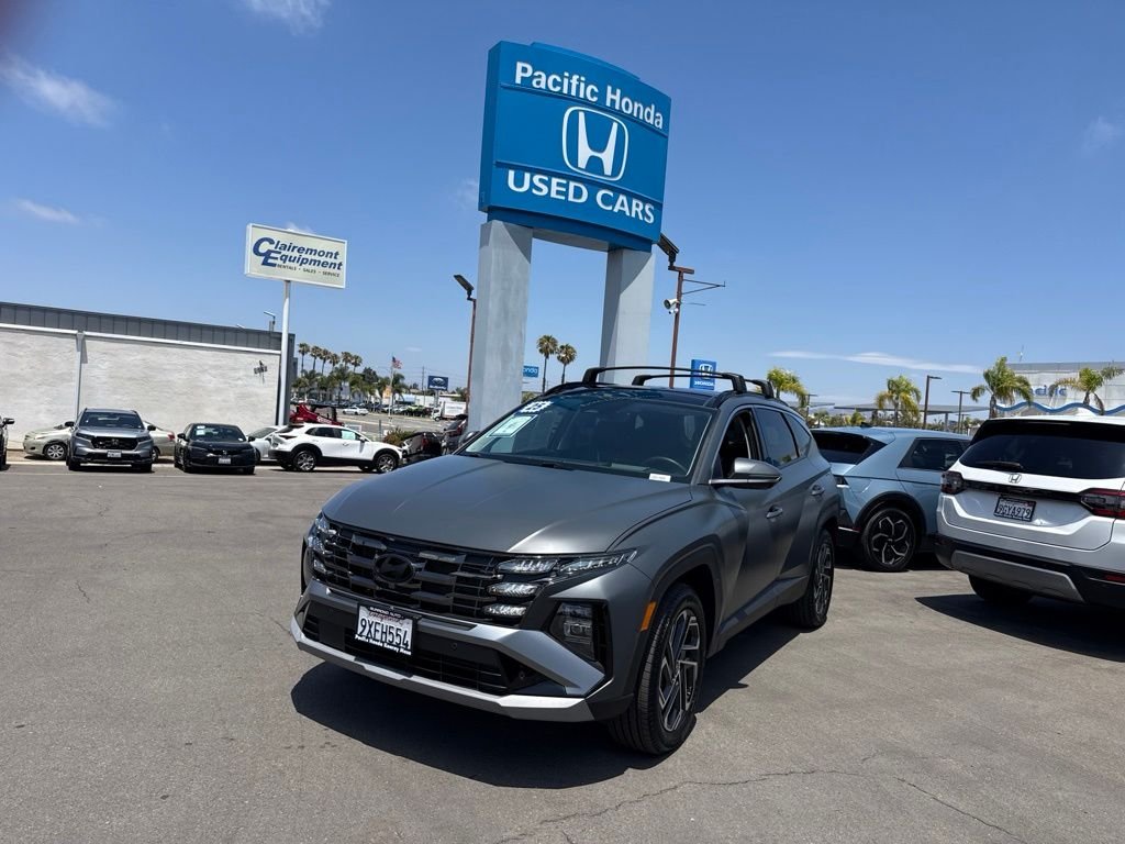 Used 2025 Gray Hyundai Limited image 3