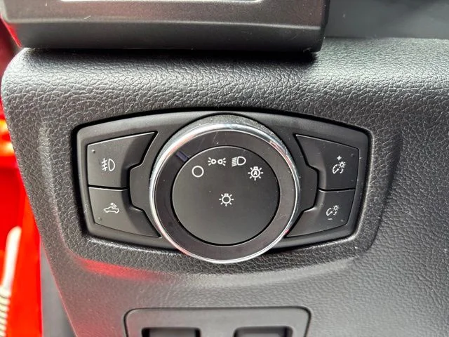 Used 2020 Red Ford XLT image 23