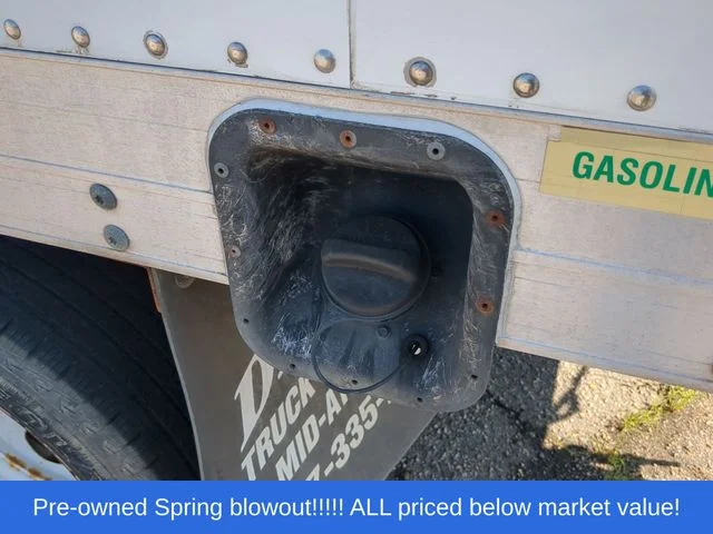 Used 2017 White Ford XL image 13