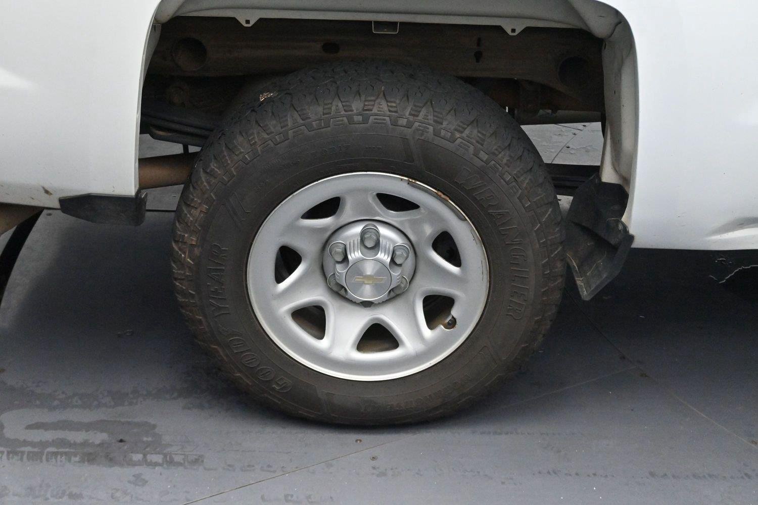 Used 2019 Summit White Chevrolet Work Truck image 30