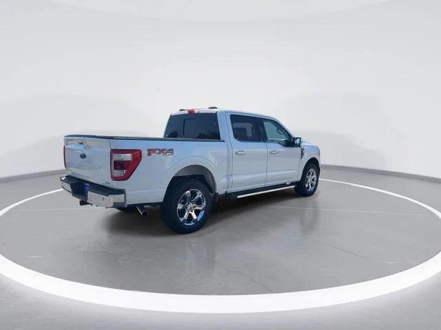 Used 2022 White Ford Lariat image 7