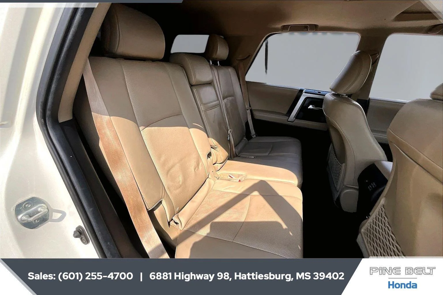 Used 2018 Blizzard Pearl Toyota Limited image 20