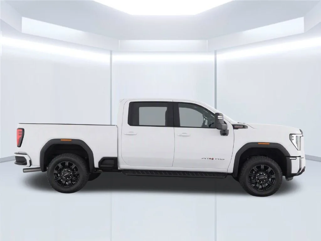 New 2026 White GMC AT4 image 10
