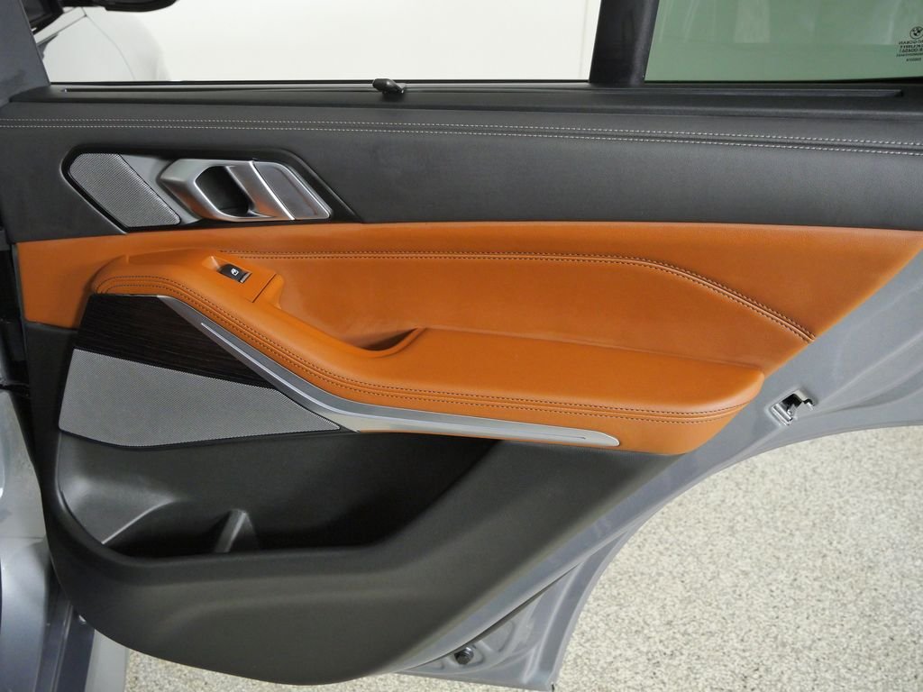 New 2026 Skyscraper Grey Metallic BMW xDrive40i image 25