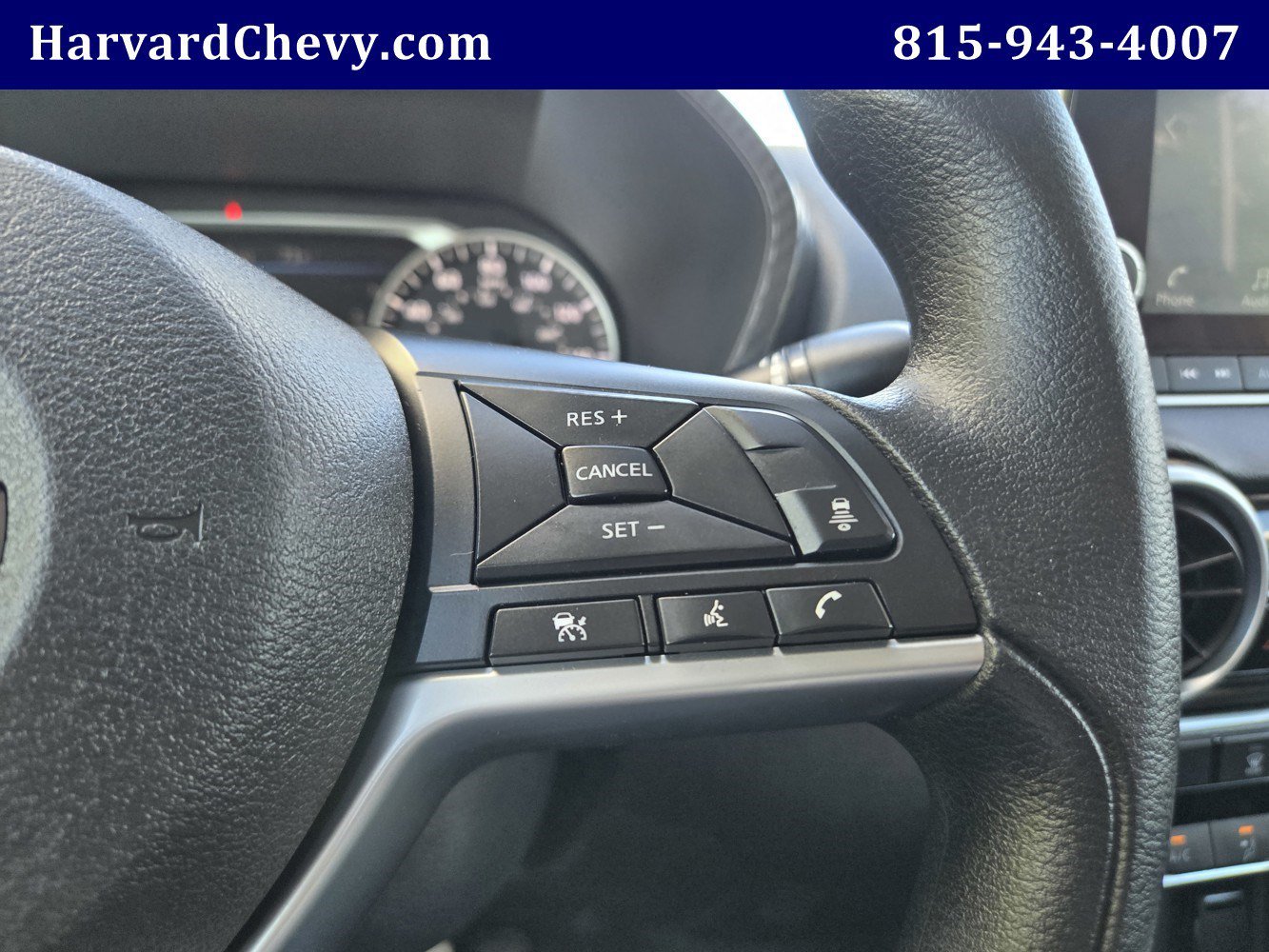 Used 2024 Red Nissan SV Xtronic CVT image 16
