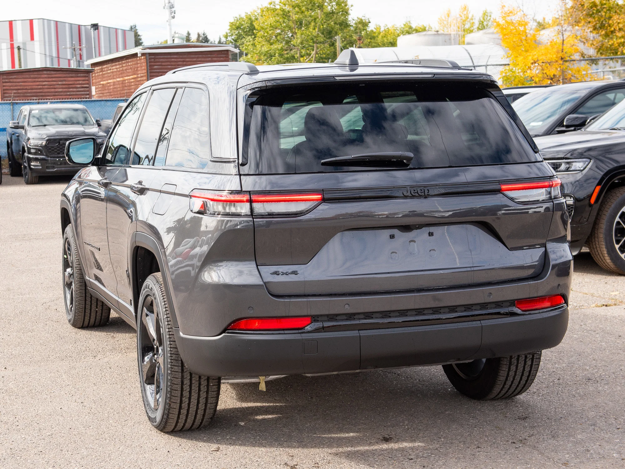 New 2025 Grey Jeep Altitude* 4x4, Sunroof, Remote Start, Heated Seats/Wheel image 3