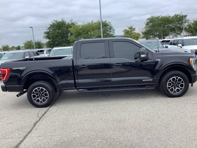 Used 2022 Black Metallic Ford XLT image 4