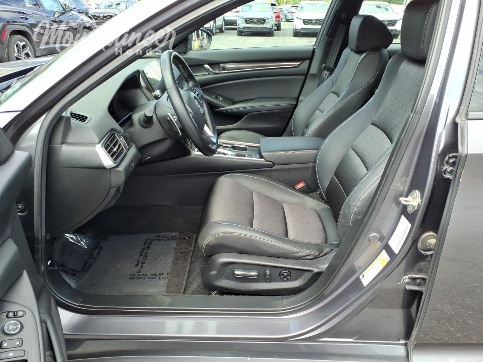Used 2019 Modern Steel Metallic Honda Sport image 15