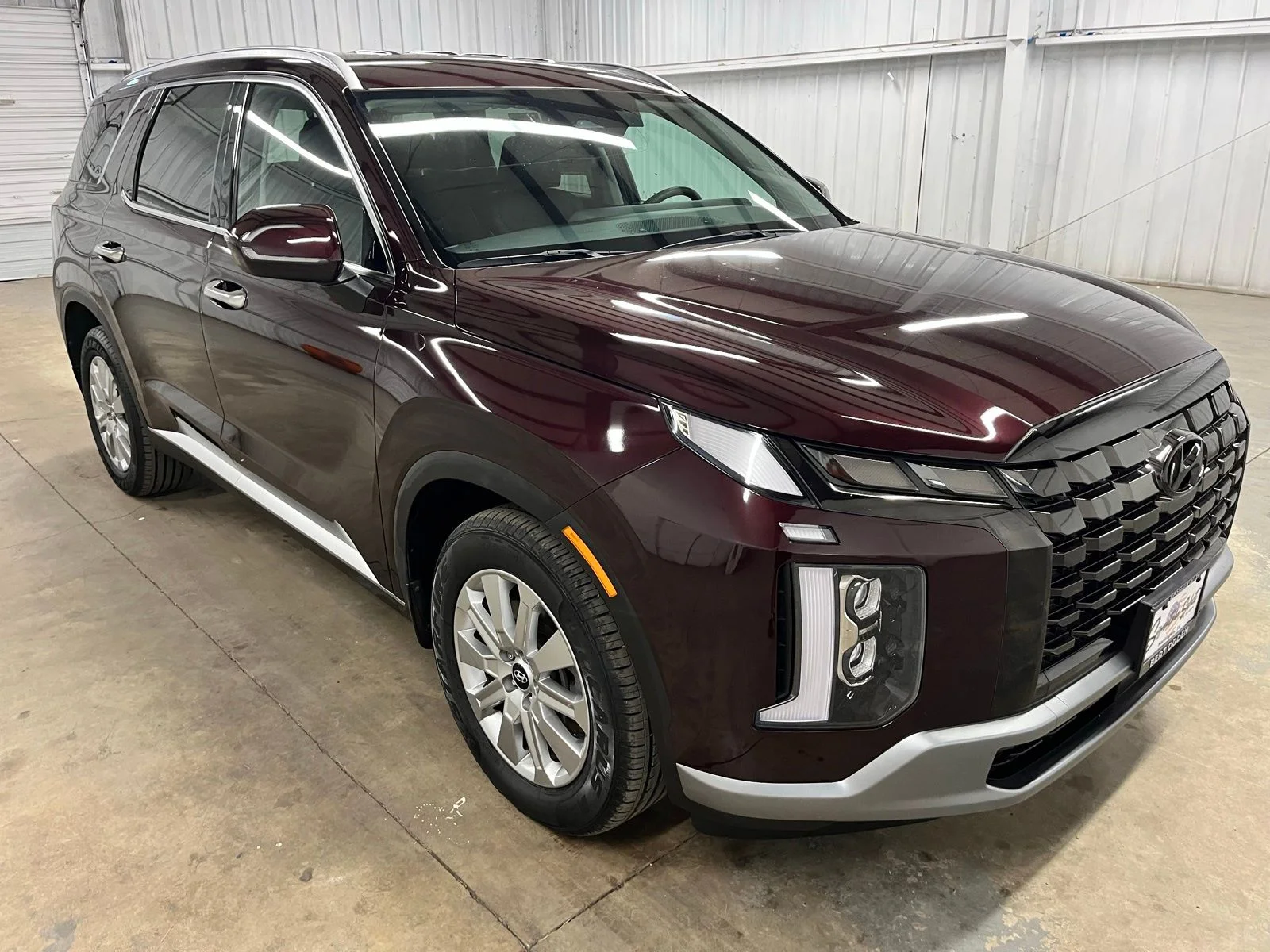 Used 2023 Red Hyundai SEL image 1