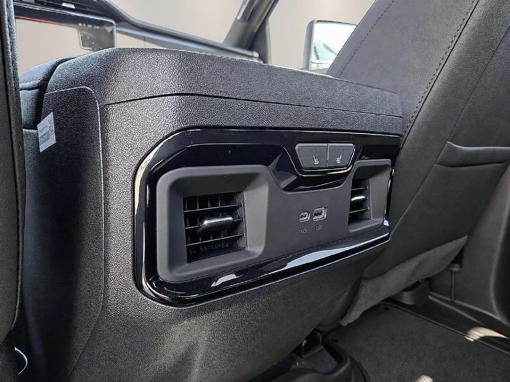 2026 GMC Sierra 2500HD AT4 - Photo 10