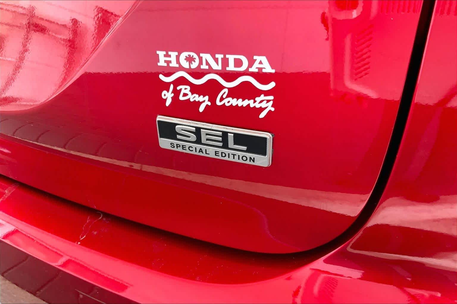 Used 2022 Red Diamond Mitsubishi SEL Special Edition image 10