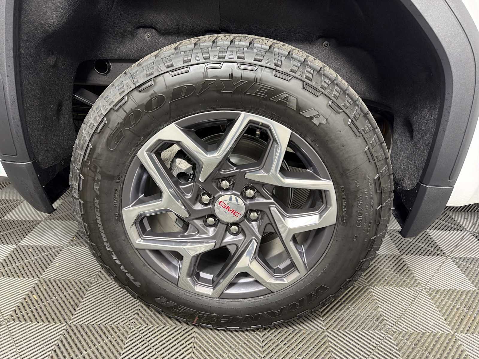 New 2026 Summit White GMC SLT image 15