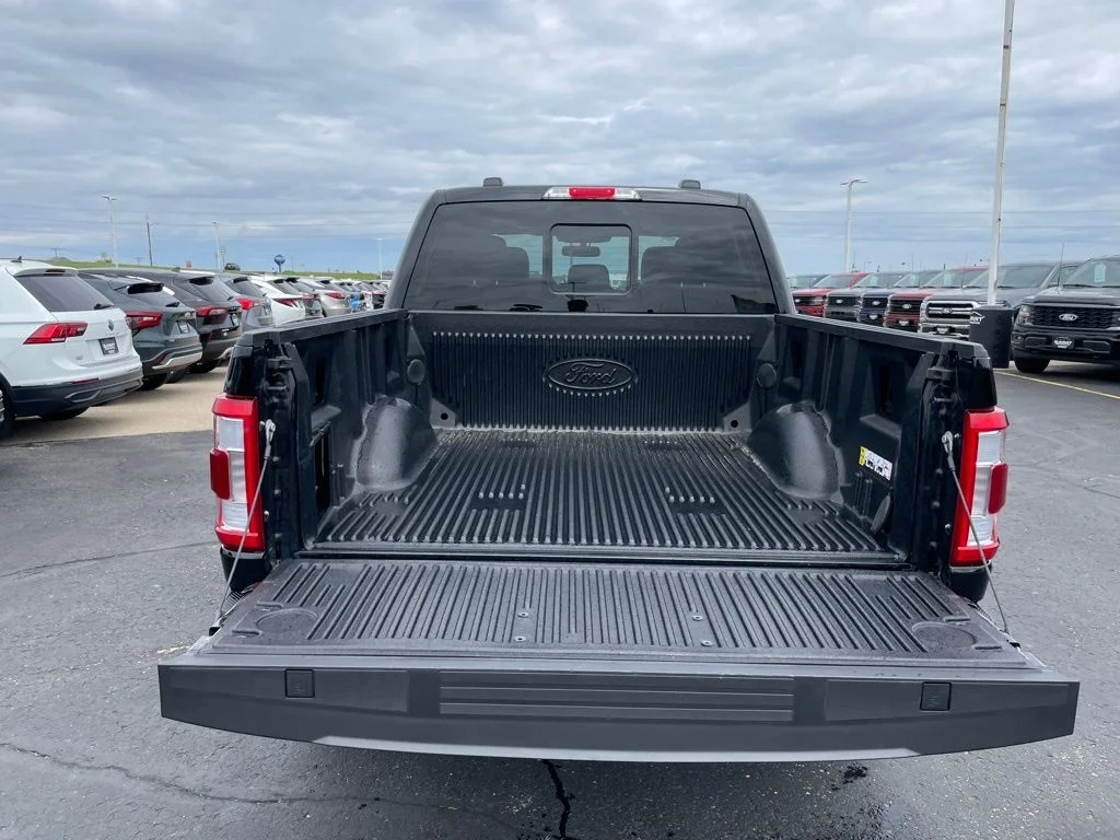 Used 2023 Black Ford Lariat image 36