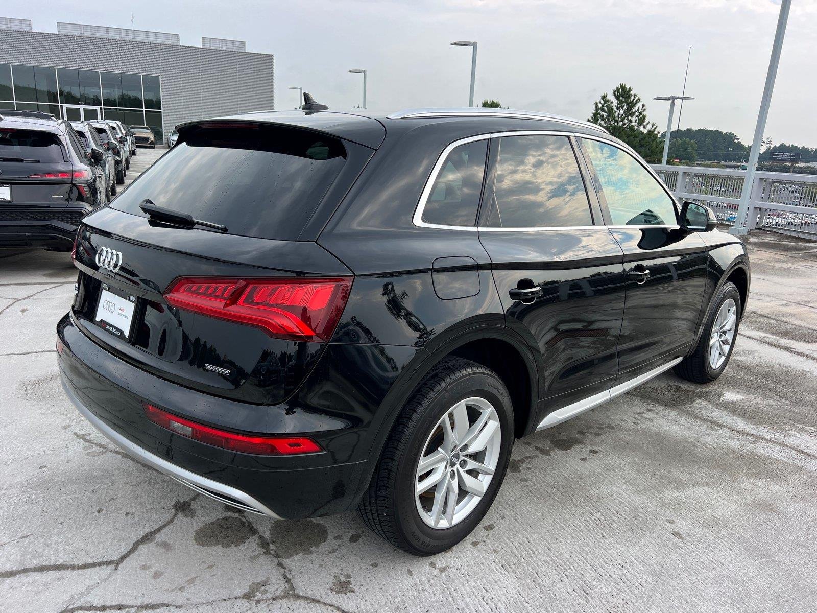 Used 2020 Brilliant Black Audi Premium image 5