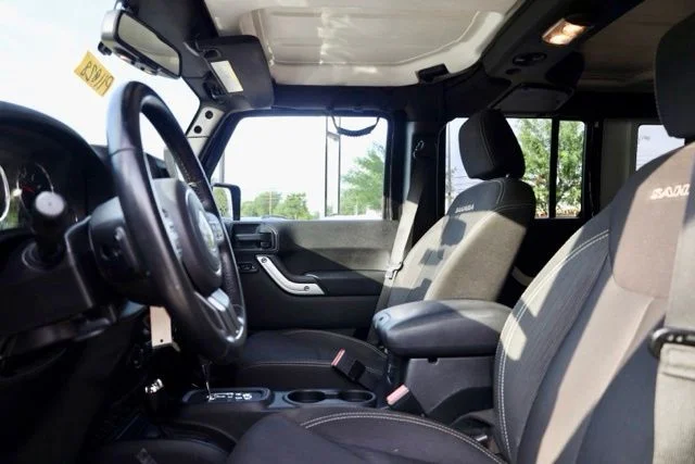 Used 2017 Black Jeep Unlimited Sahara image 16