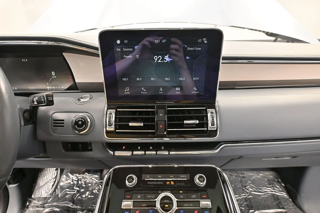 Used 2019 Blue Lincoln Black Label image 25