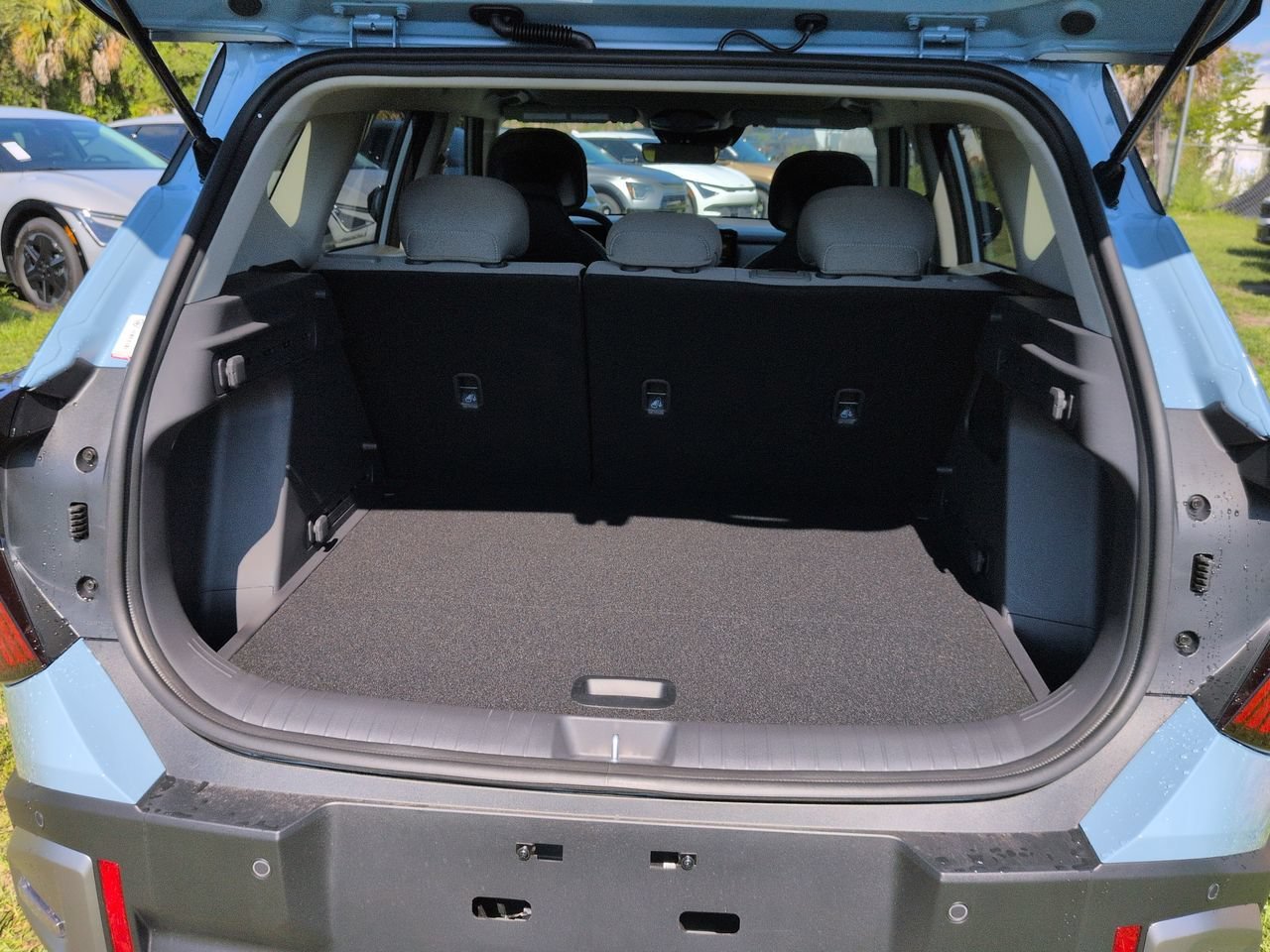 New 2027 Frost Blue / Black Roof Kia S image 14