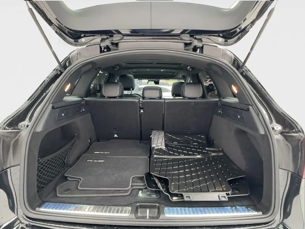 Used 2022 Black Mercedes-Benz GLC 300 image 16