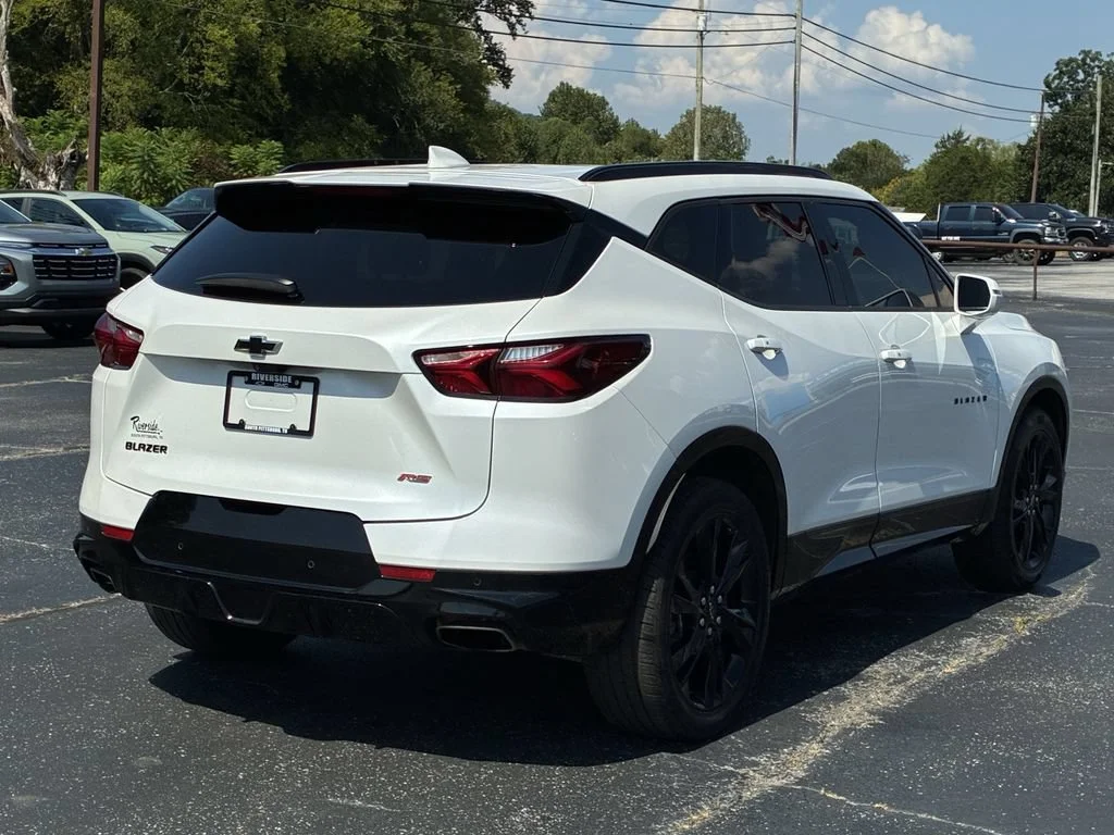 Used 2020 IRIDESCENT PEARL TRICOAT Chevrolet RS image 7