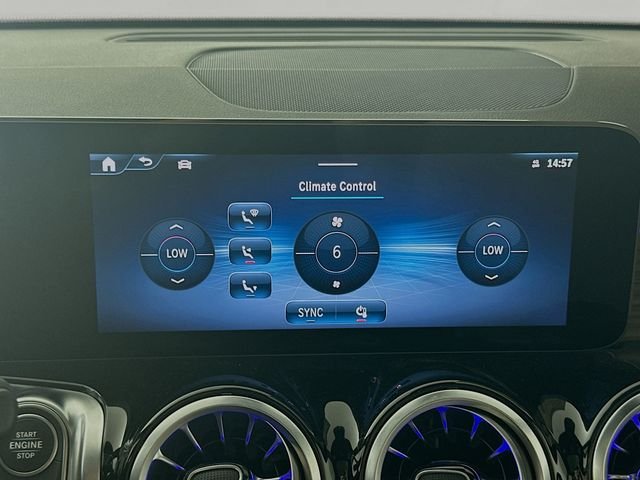 New 2026 Polar White Mercedes-Benz GLB 250 image 15