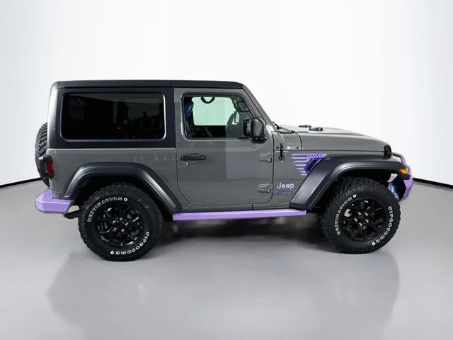 Used 2020 Gray Jeep Sport S image 8