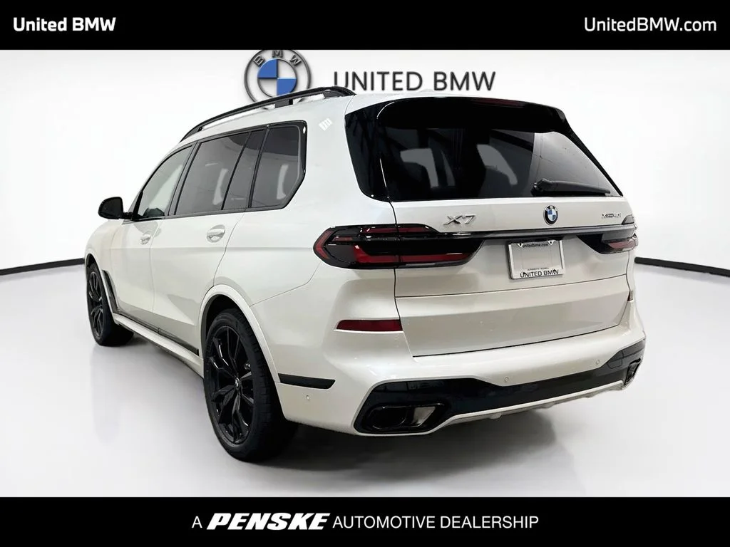 New 2027 Mineral White Metallic BMW xDrive40i image 7