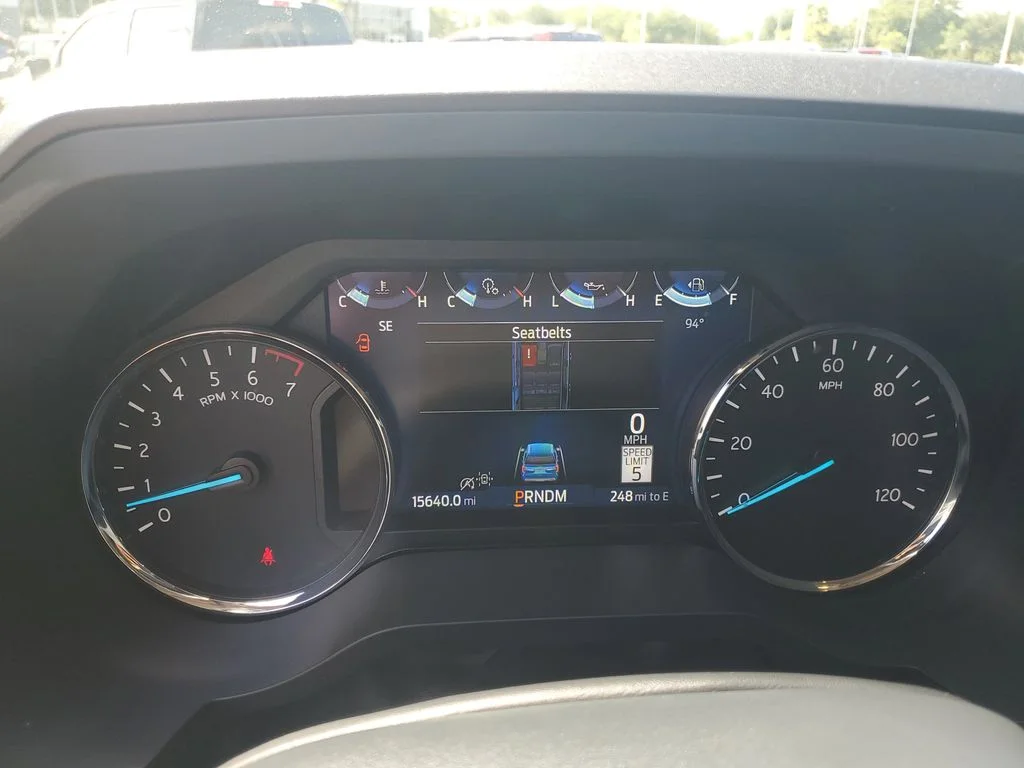 Used 2024 Red Ford XLT image 17