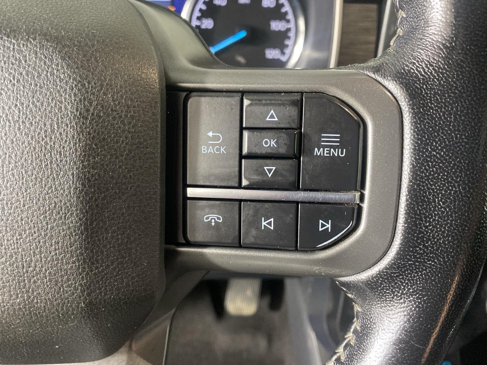 Used 2021 Oxford White Ford XLT image 26