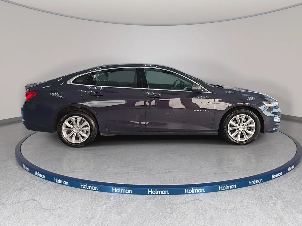 Certified Used 2025 Night Chevrolet LT image 4