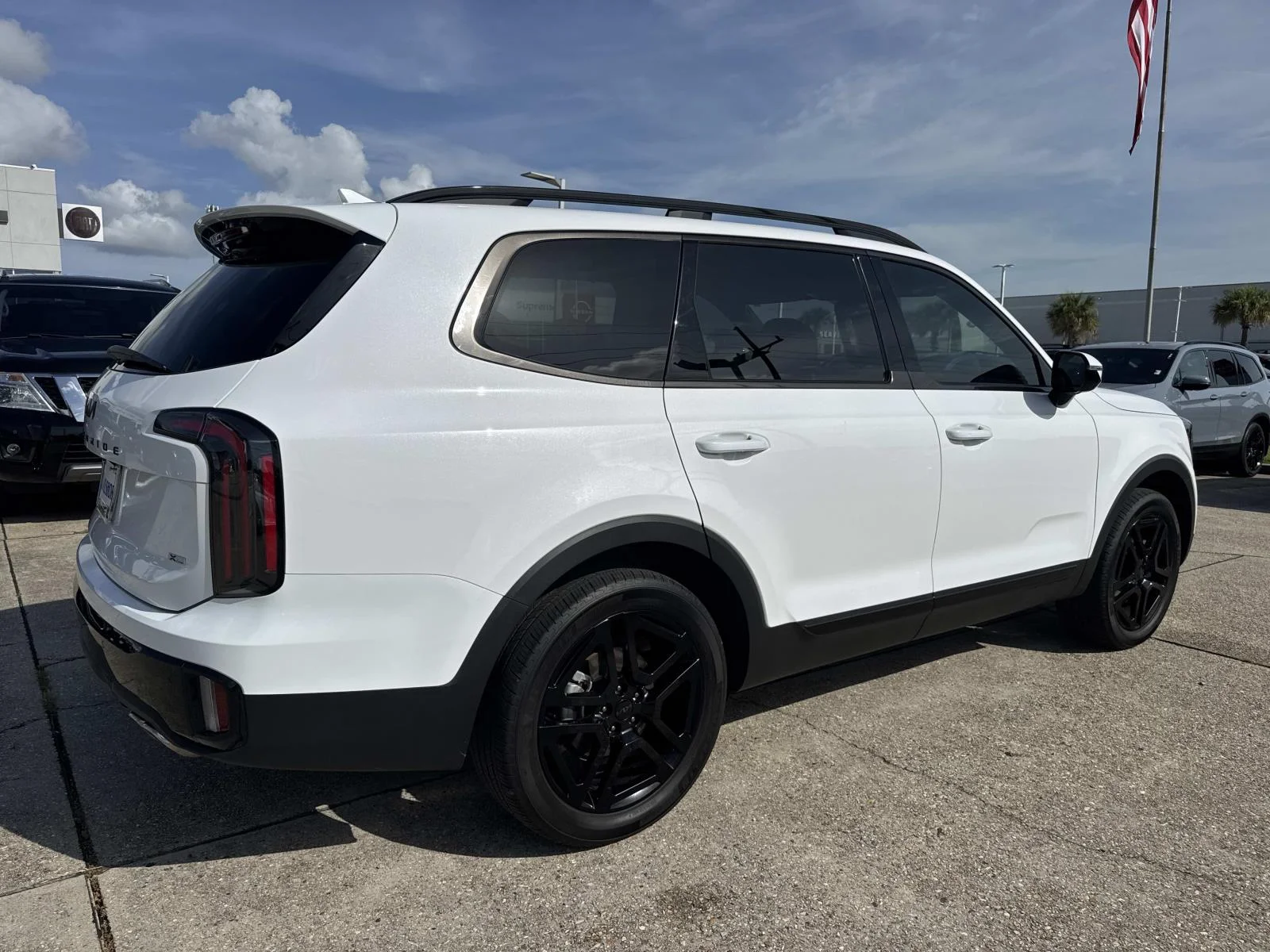 Certified Used 2025 White Kia SX-Prestige X-Line AWD image 7