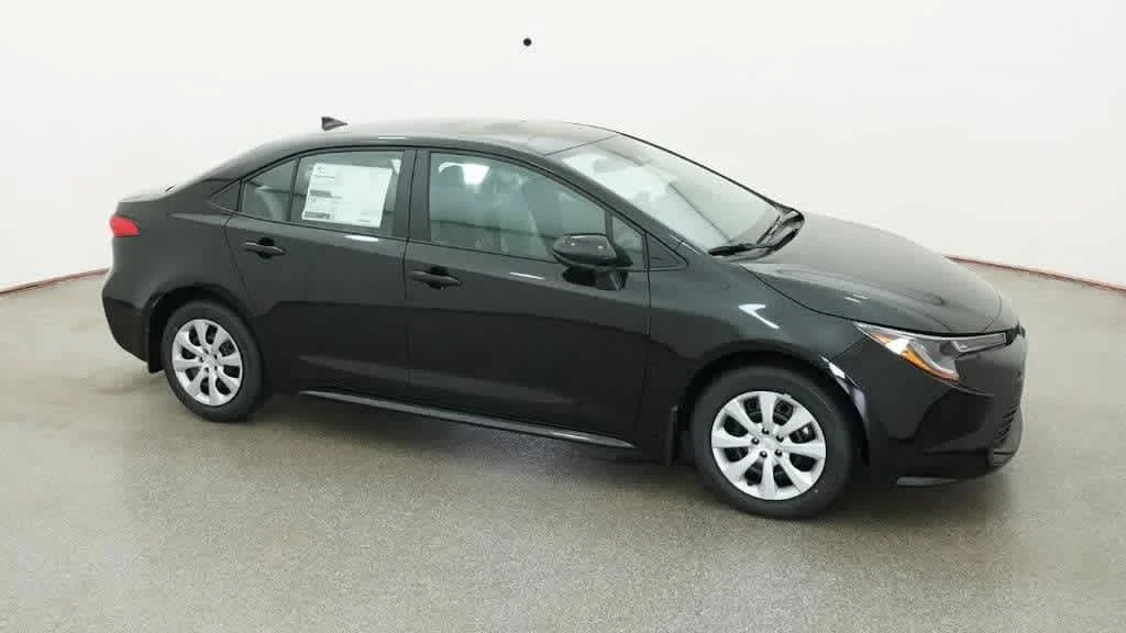 New 2026 Midnight Black Metallic Toyota LE image 12