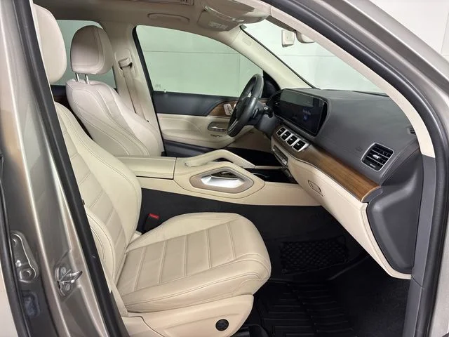 Used 2020 Silver Mercedes-Benz GLE 450 image 17