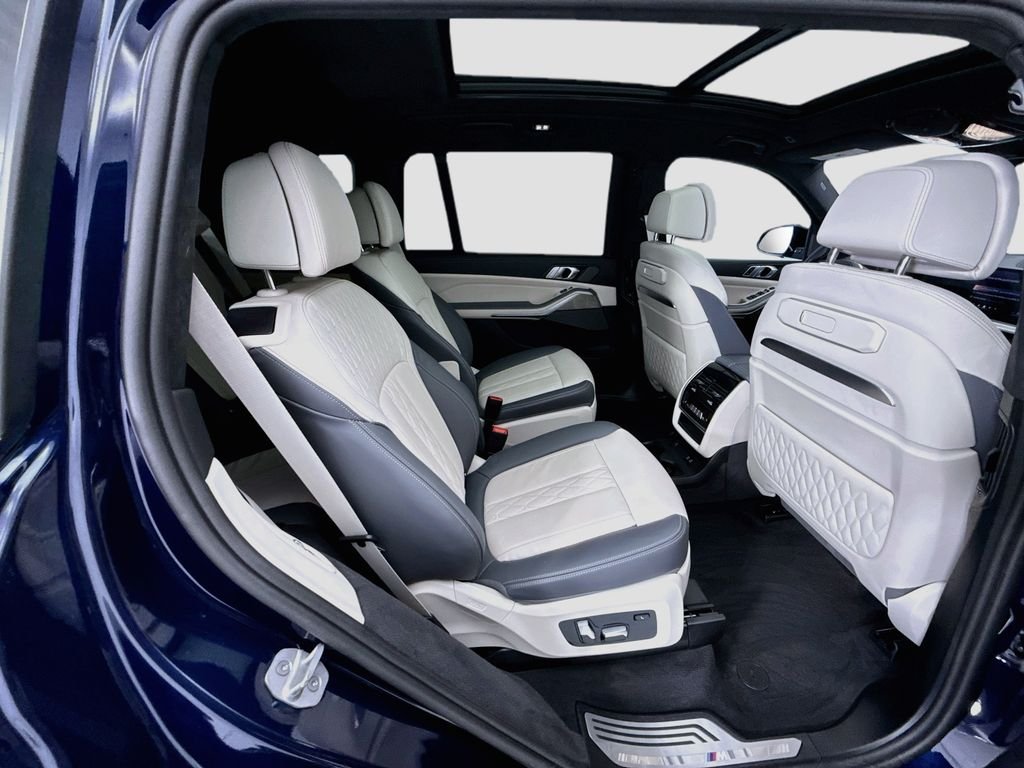 2026 BMW X7 40i - Photo 21