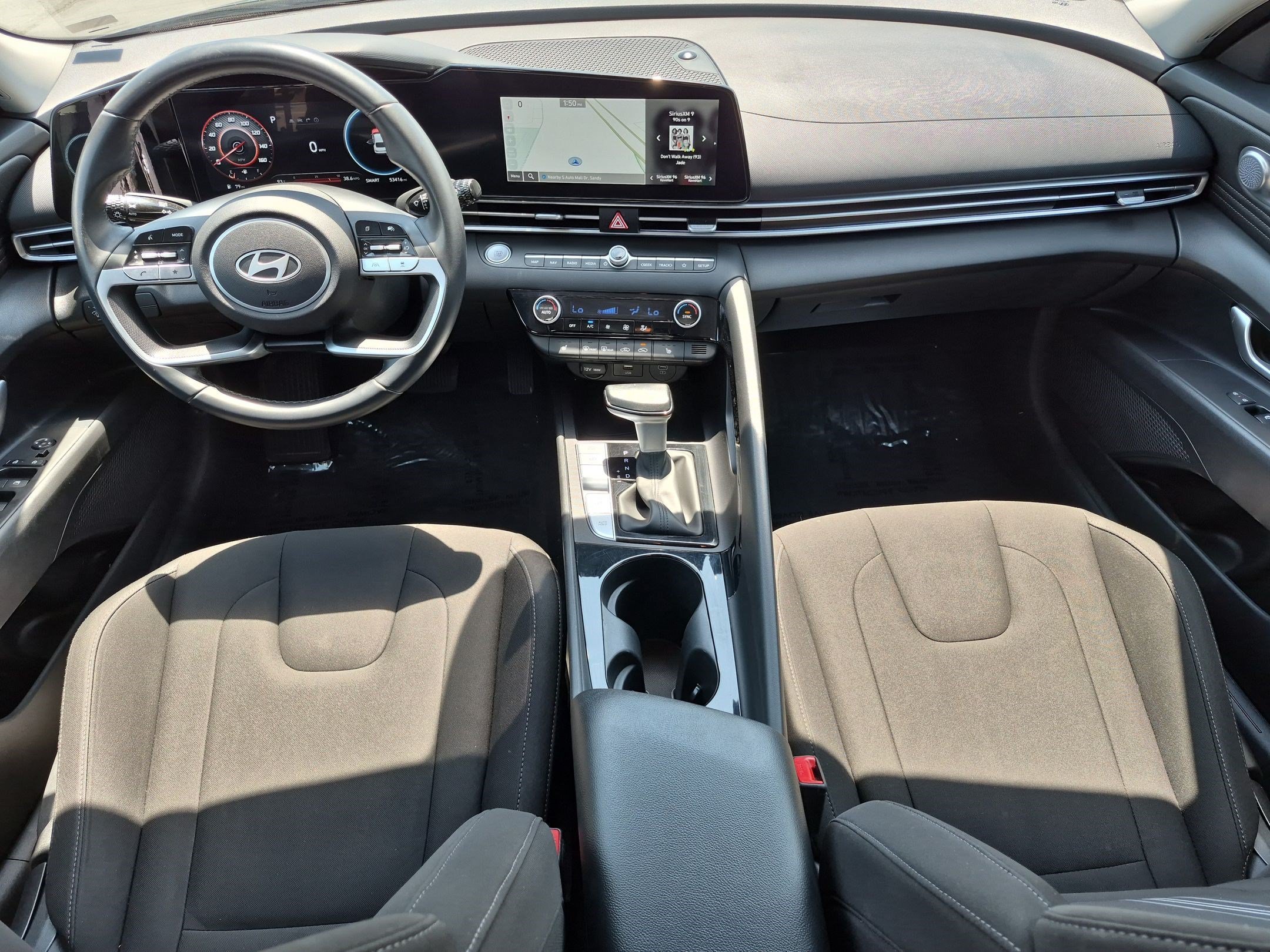 2025 Hyundai Elantra SEL - Photo 29