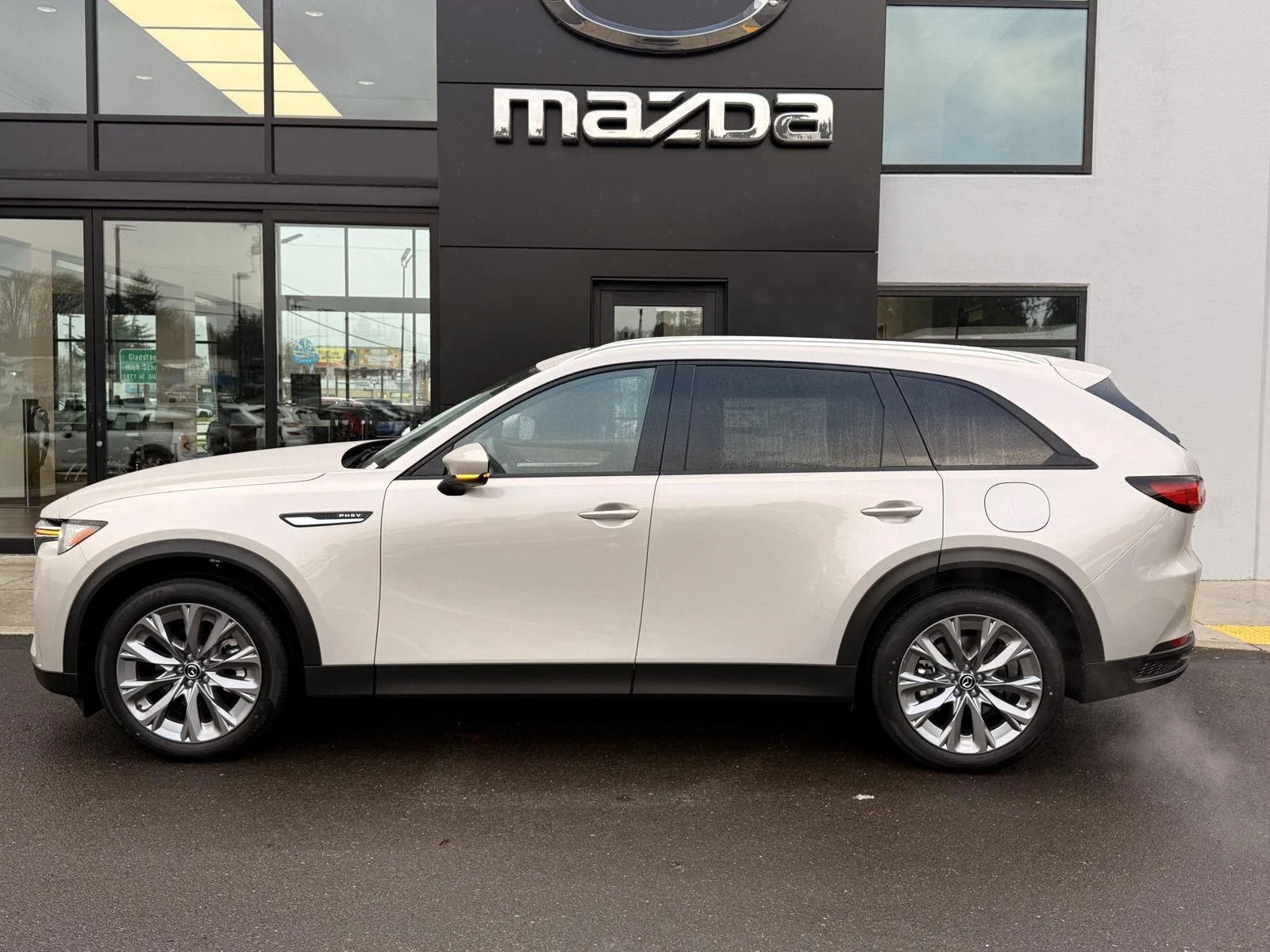 2026 Mazda CX-90 PHEV Preferred Package's photo