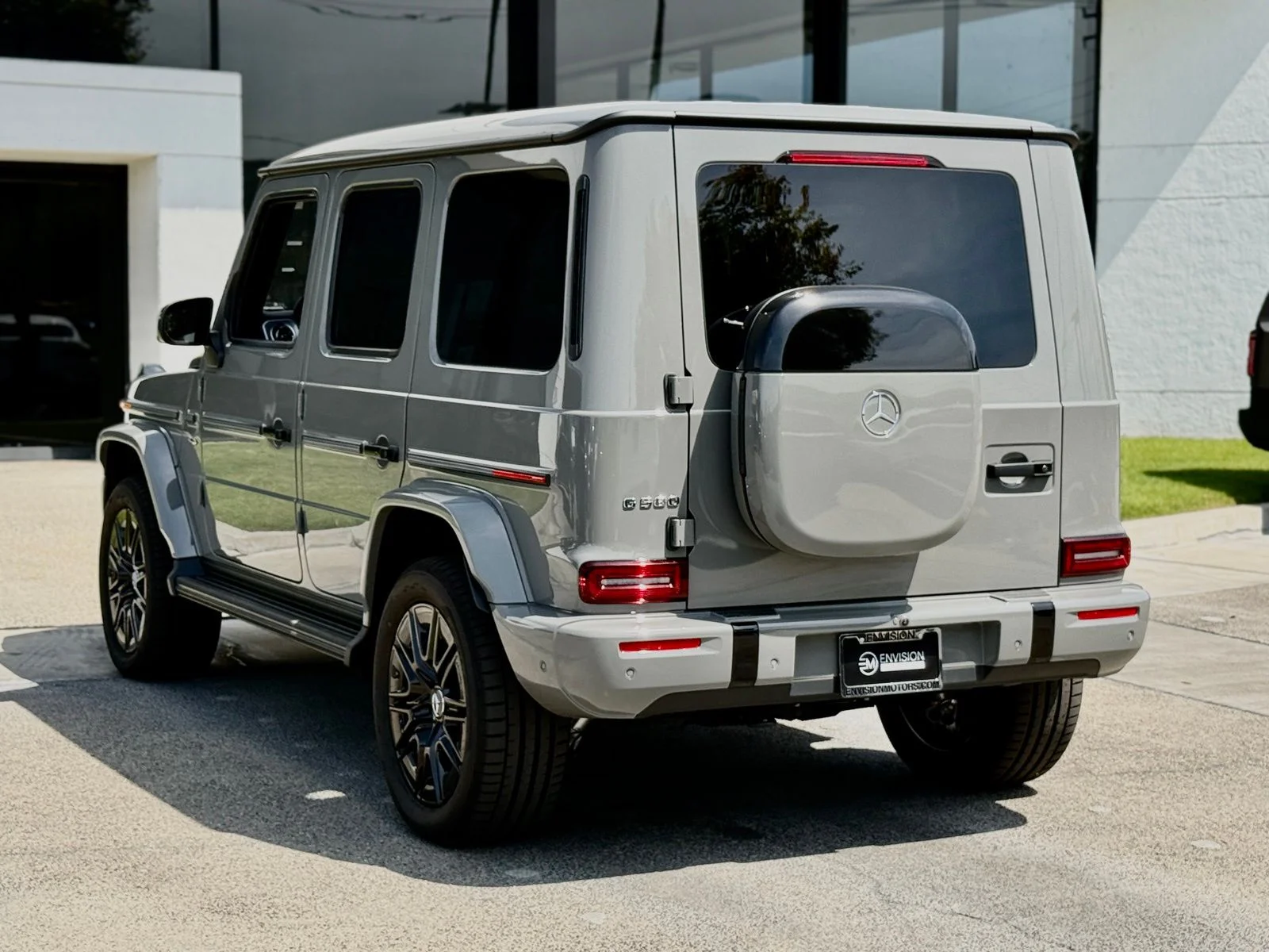 2025 Mercedes-Benz G-Class G580 - Photo 10