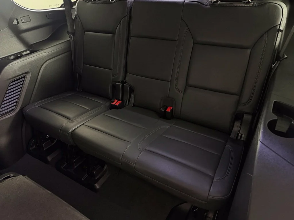Used 2025 Black Chevrolet Z71 image 20