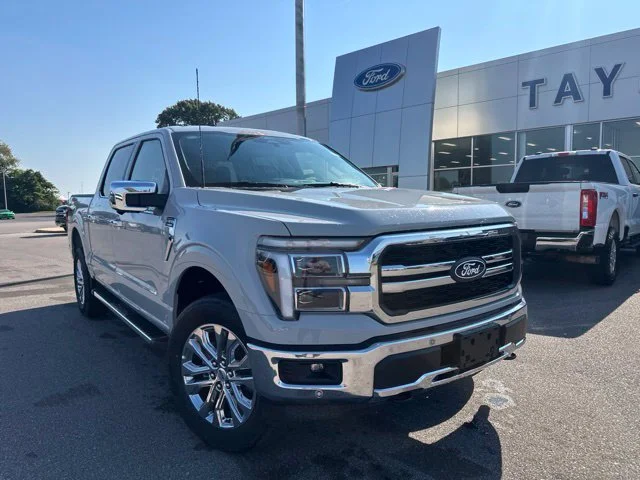 New 2026 Avalanche Ford Lariat® image 4