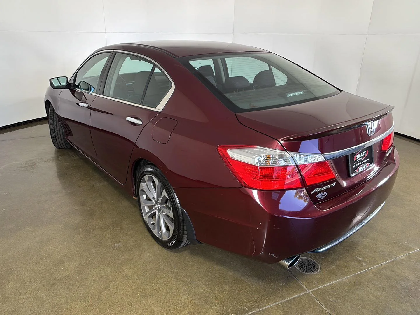 Used 2013 Basque Red Pearl II Honda Sport image 12
