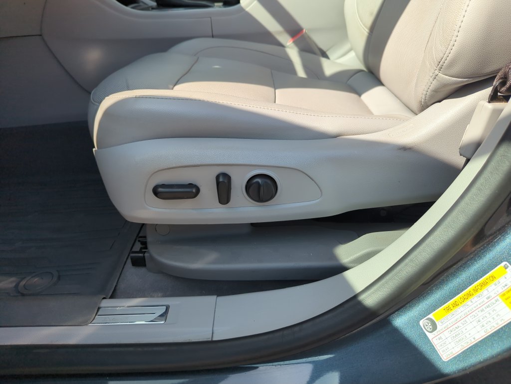 Used 2019 Blue GMC SLT-1 image 12