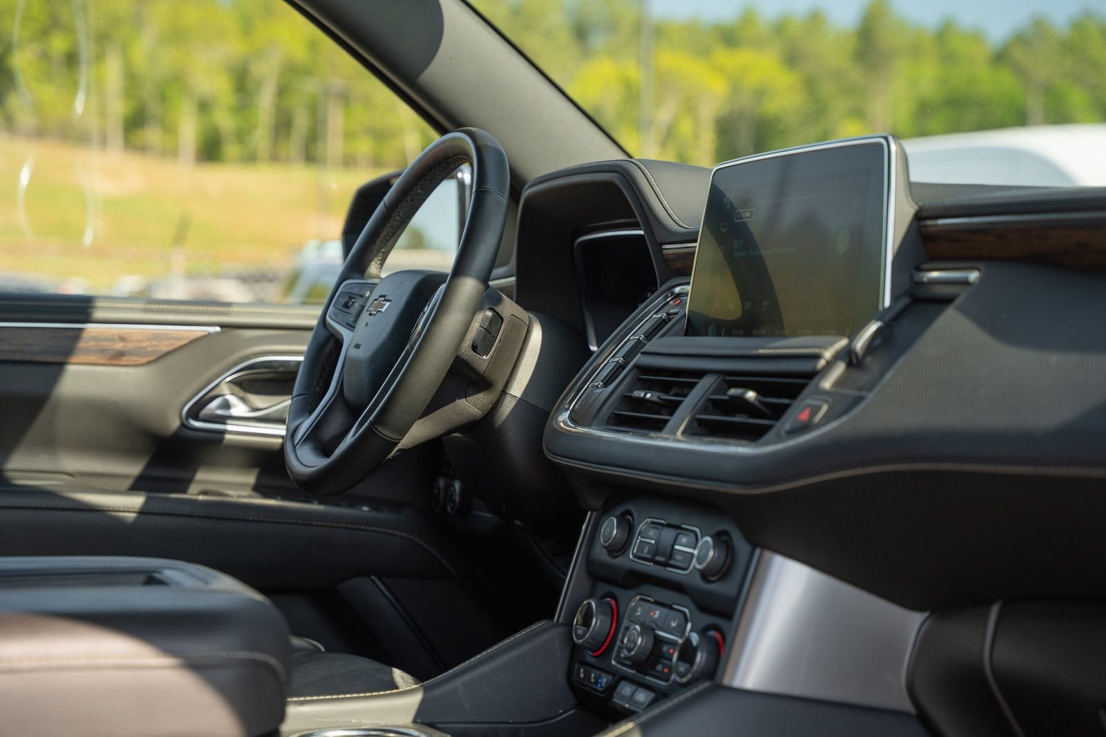Used 2024 Black Chevrolet Premier image 12
