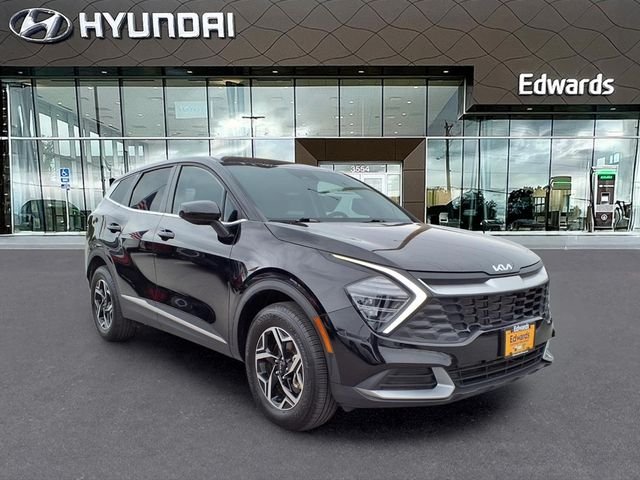 Used 2025 Black Kia LX image 9