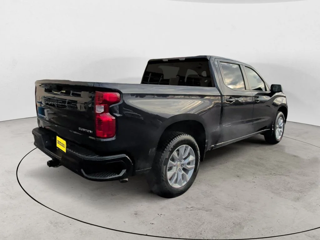 2023 Chevrolet Silverado 1500 Custom - Photo 5