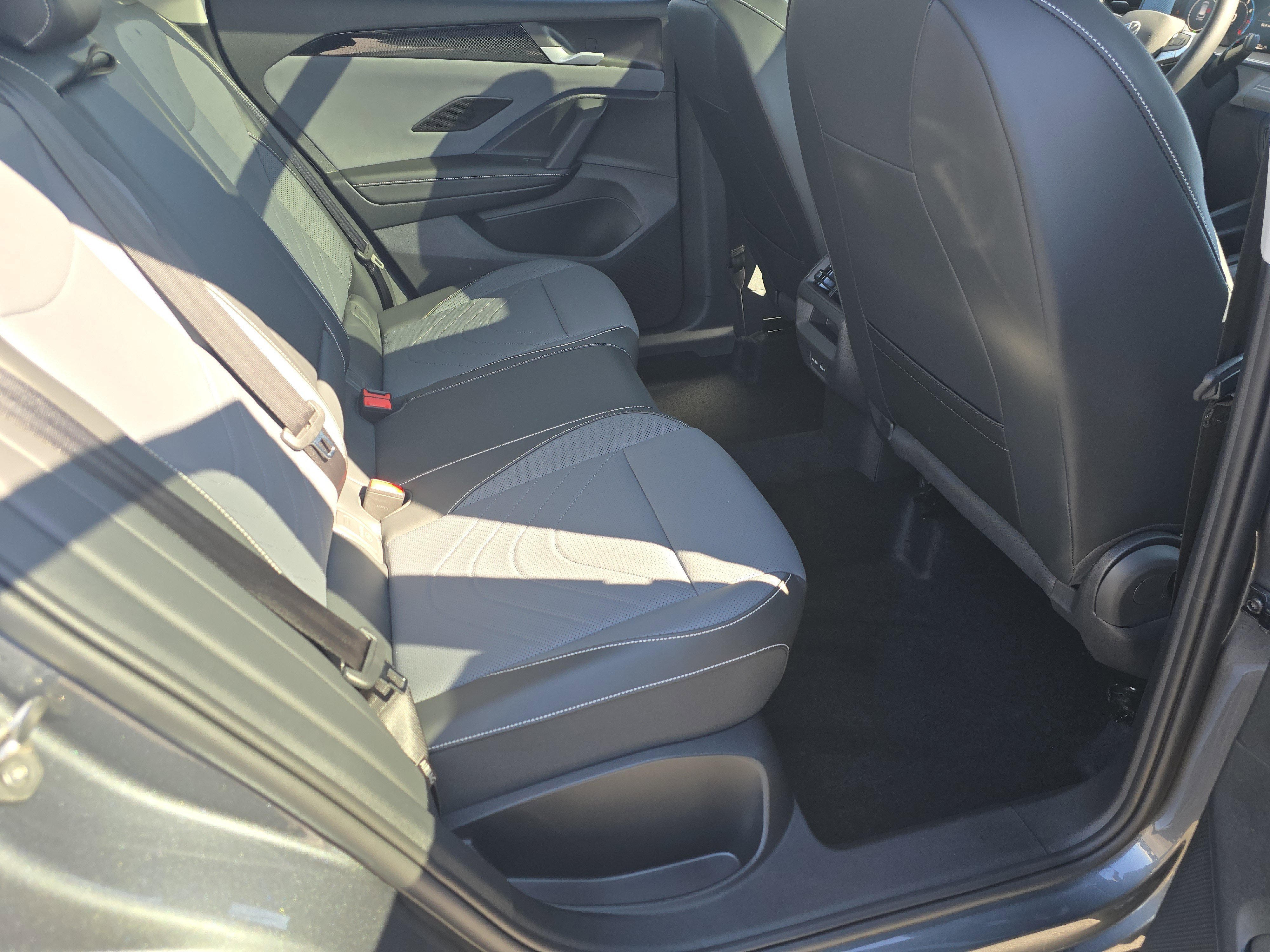 New 2026 Platinum Gray Metallic Volkswagen SE image 17