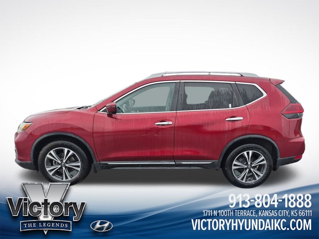 Used 2018 Nissan Rogue SL with VIN 5N1AT2MTXJC709218 for sale in Kansas City